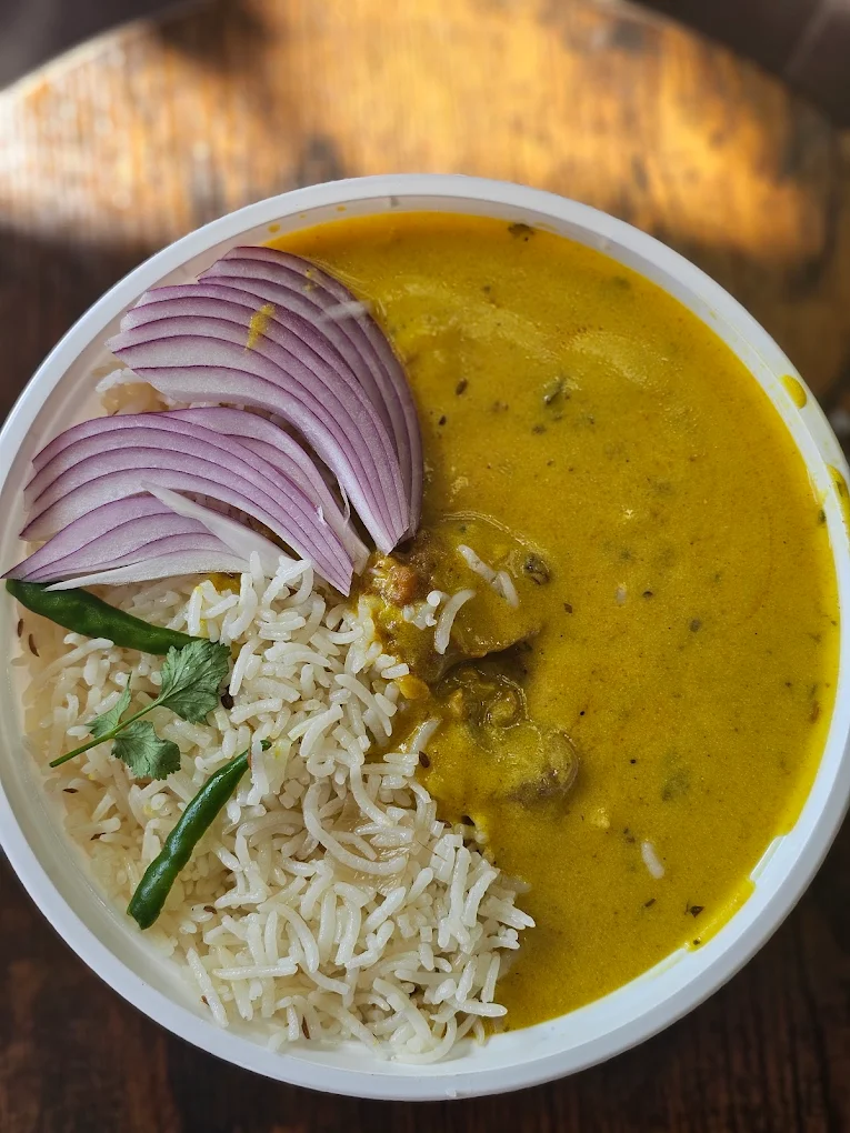 Tandoori Paneer Pizza at Uncle's Tiffin & Pizza Edmonton, AB